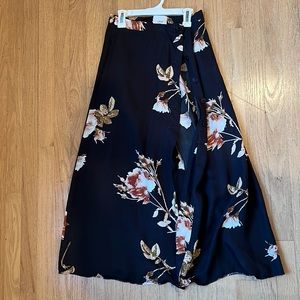 Floral print skirt